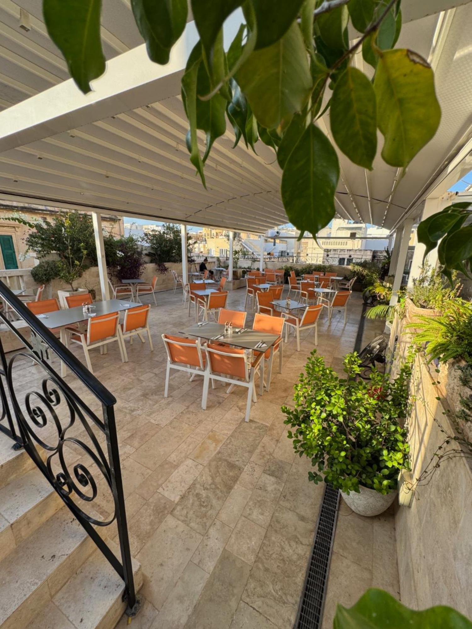 The Maltese Sun Hotel Sliema Kültér fotó